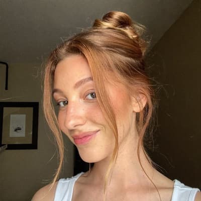 Nina R.